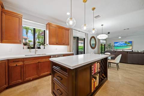978 Greenwood Road, Weston FL - photo 19 of 80