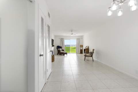 311 E Ocean Avenue #104, Lantana FL - photo 6 of 36