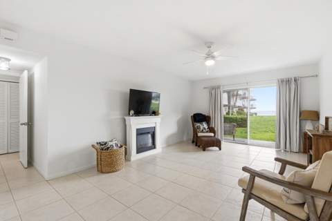 311 E Ocean Avenue #104, Lantana FL - photo 8 of 36