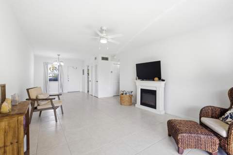 311 E Ocean Avenue #104, Lantana FL - photo 11 of 36