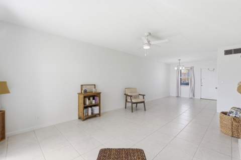 311 E Ocean Avenue #104, Lantana FL - photo 13 of 36