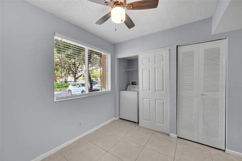 796 NW 91st Terrace, Plantation FL - photo 11 of 30