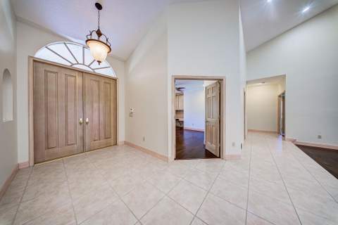 13406 Doubletree Circle, Wellington FL - photo 12 of 86