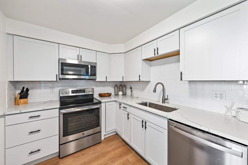 2 bedroom Condominium at 1605 S Us Highway 1 #M1-103, Jupiter Ocean And Racquet Club , Jupiter — photo 4