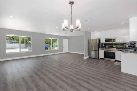 2733 NE 6th Avenue, Wilton Manors FL - photo 8 of 47