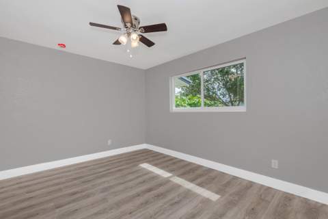 2733 NE 6th Avenue, Wilton Manors FL - photo 15 of 47