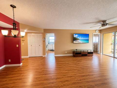 18 Colonial Club Drive #200, Boynton Beach FL - photo 9 of 52