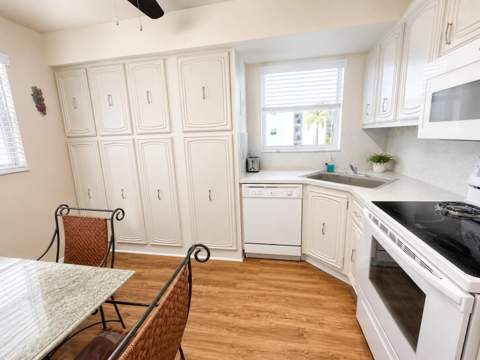 18 Colonial Club Drive #200, Boynton Beach FL - photo 13 of 52
