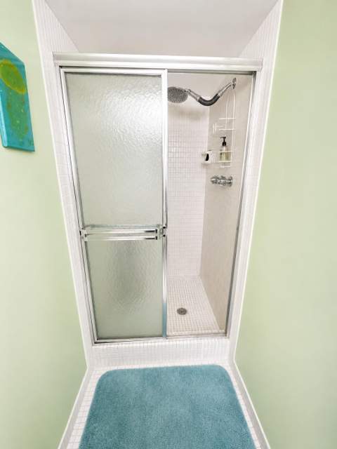 18 Colonial Club Drive #200, Boynton Beach FL - photo 21 of 52