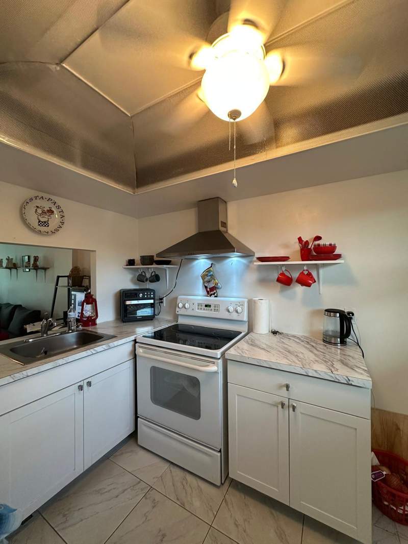 2 bedroom Condominium at 115 Royal Pk Drive #2g, Royal Park Condo, Oakland Park — photo 4