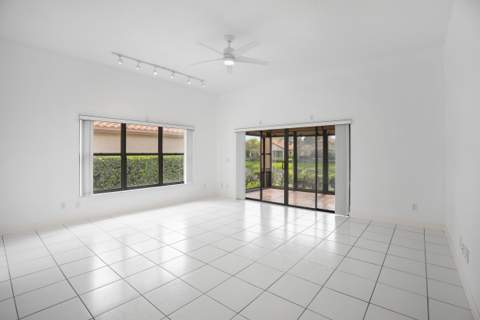 2735 SW Mariposa Circle, Palm City FL - photo 8 of 31