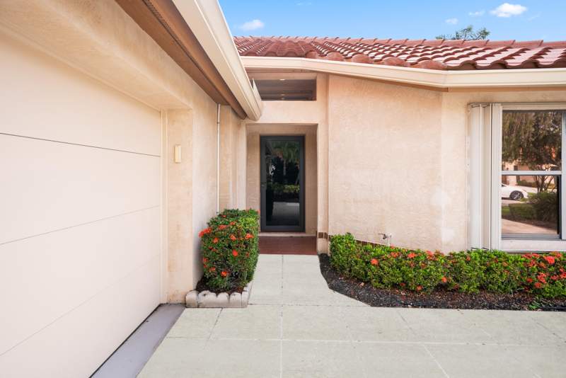 2 bedroom Single Family Residence at 2735 SW Mariposa Circle, La Mariposa, Palm City — photo 2