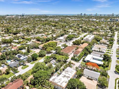 3421 NE 15th Avenue #8, Oakland Park FL - photo 9 of 57