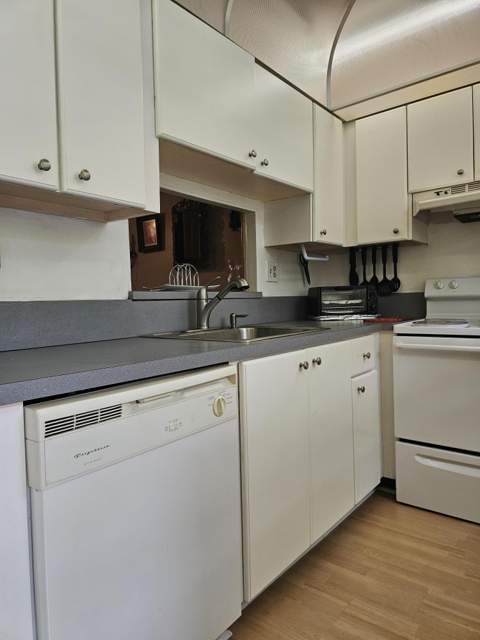5100 NW 35th Street #104, Lauderdale Lakes FL - photo 12 of 25