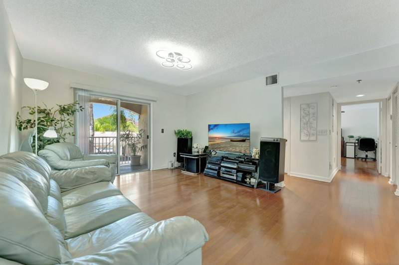 2 bedroom Condominium at 5550 NW 61st Street #516, Club Caribe Condo, Coconut Creek — photo 4