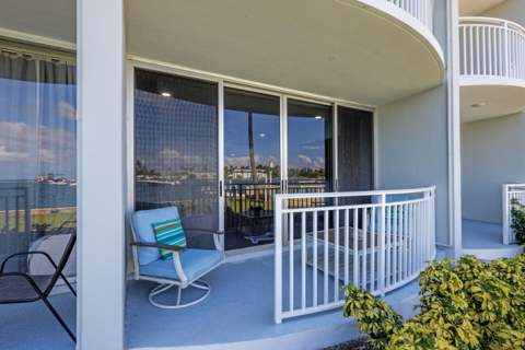 2508 Bay Drive #Unit 105, Pompano Beach FL - photo 17 of 30