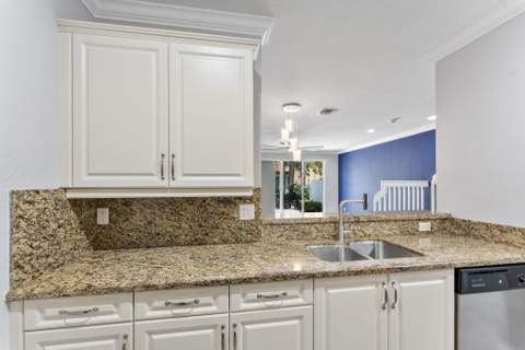 5978 Monterra Club Drive, Lake Worth FL - photo 8 of 37