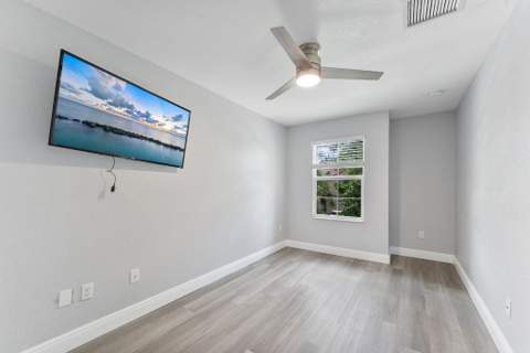 5978 Monterra Club Drive, Lake Worth FL - photo 17 of 37