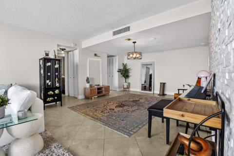5600 N Flagler Drive #1106, West Palm Beach FL - photo 7 of 35
