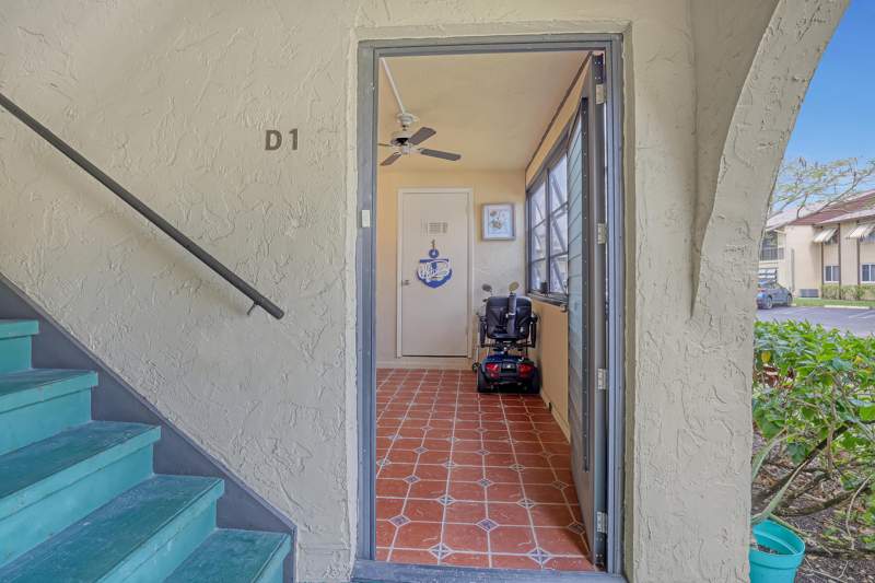 2 bedroom Condominium at 339 Pine Ridge Circle #D-1, PINE RIDGE III CONDO, Greenacres — photo 4