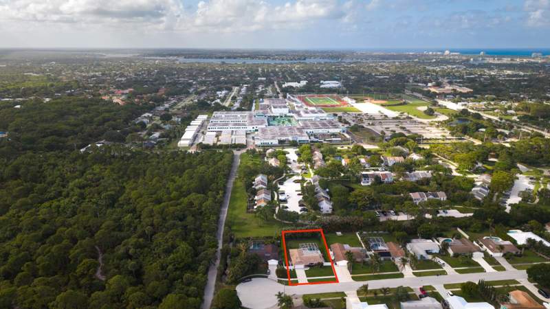 3 bedroom Single Family Residence at 613 Oak Terrace, Jupiter Oaks As, Jupiter — photo 4