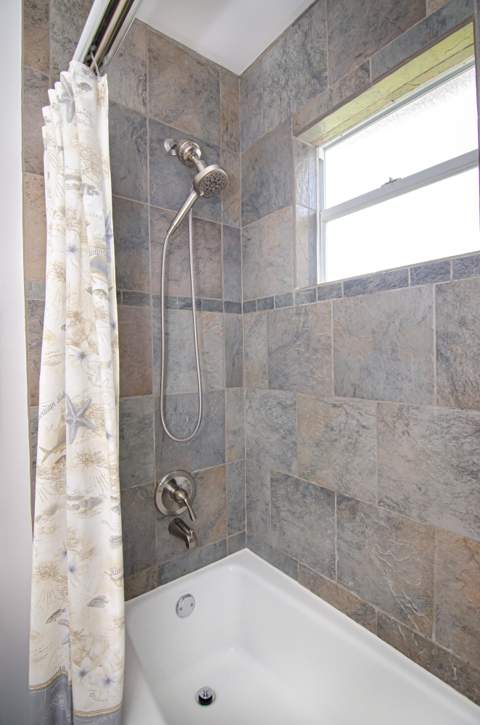 613 Oak Terrace, Jupiter FL - photo 17 of 32