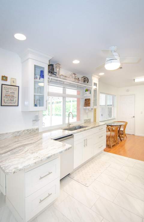 613 Oak Terrace, Jupiter FL - photo 14 of 32