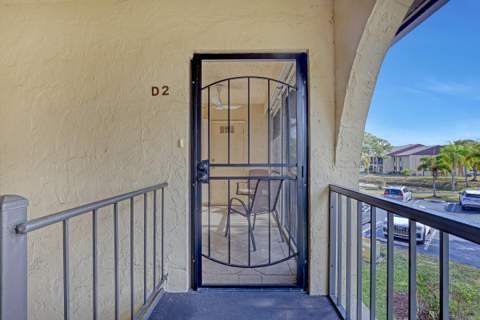 337 Pine Ridge Circle #D-2, Greenacres FL - photo 6 of 63