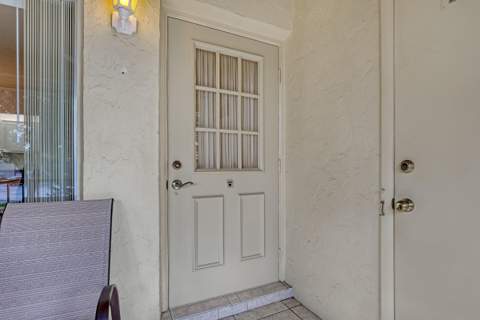 337 Pine Ridge Circle #D-2, Greenacres FL - photo 7 of 63