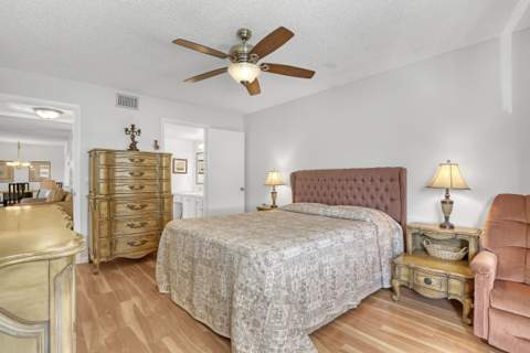 337 Pine Ridge Circle #D-2, Greenacres FL - photo 21 of 63