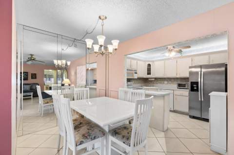 336 Pine Ridge Circle #B-1, Greenacres FL - photo 9 of 30