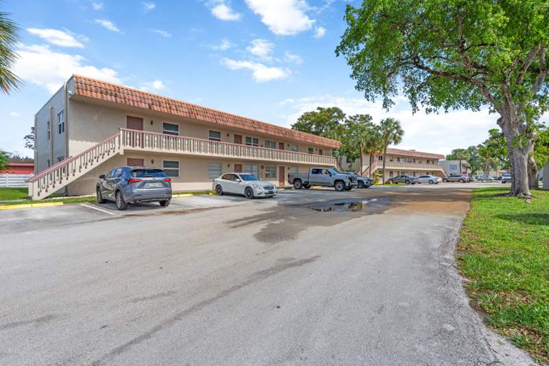 2 bedroom Condominium at 3777 NW 78th Avenue #1b, Gateland Village Sec C Condo, Davie — photo 2