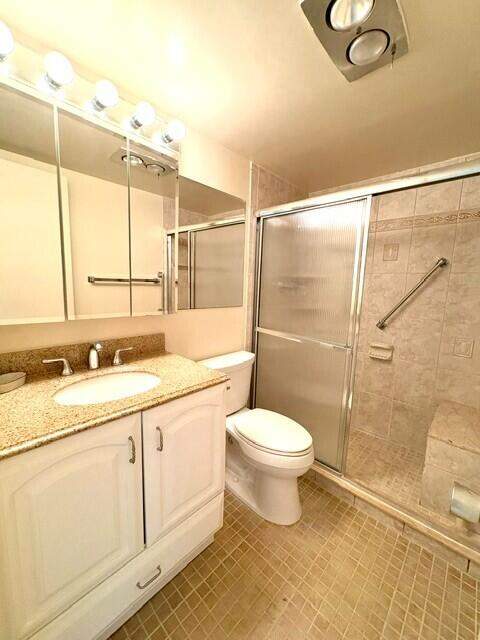 116 Windsor F, West Palm Beach FL - photo 22 of 41