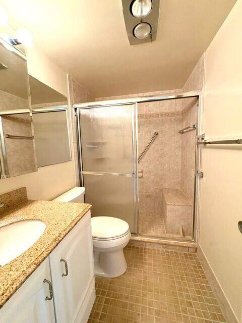 116 Windsor F, West Palm Beach FL - photo 23 of 41