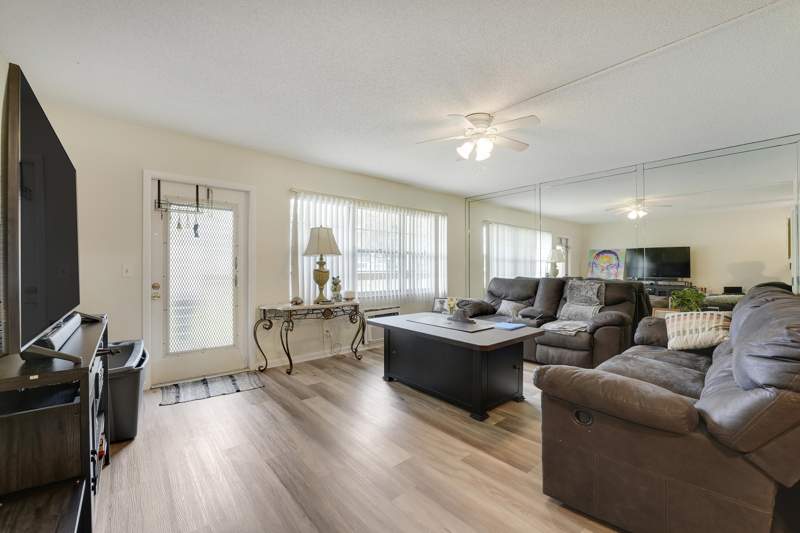 1 bedroom Condominium at 146 Mansfield D, Mansfield At Century Village Condo, Boca Raton — photo 2