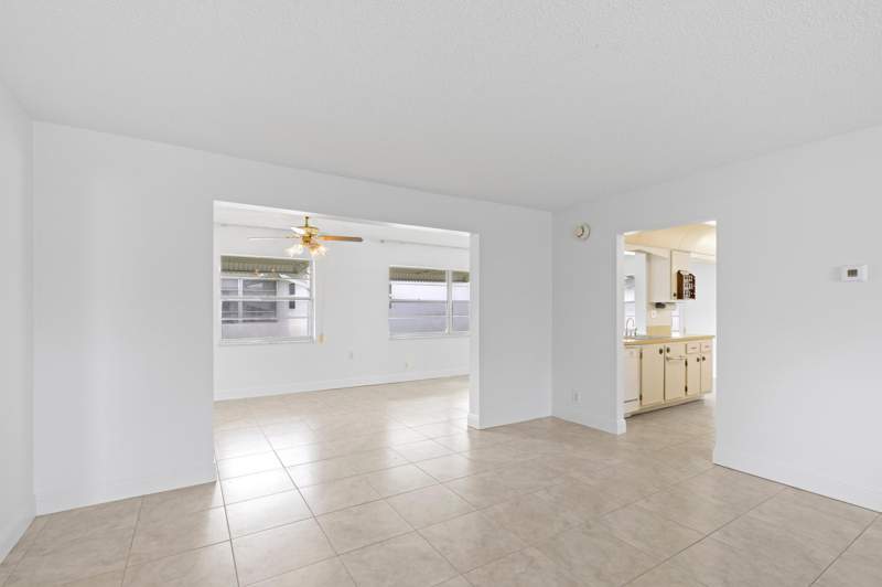 2 bedroom Single Family Residence at 1714 SW 19th Drive, Palm Beach Leisureville Sec 10, Boynton Beach — photo 5