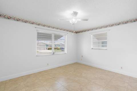 1714 SW 19th Drive, Boynton Beach FL - photo 16 of 46