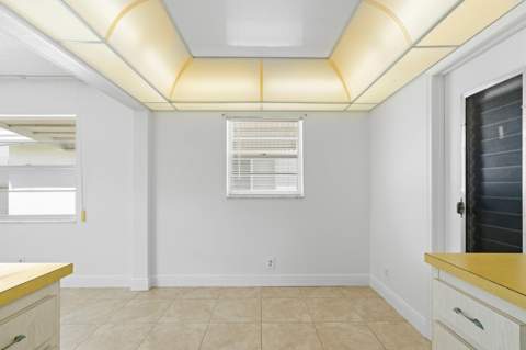 1714 SW 19th Drive, Boynton Beach FL - photo 10 of 46