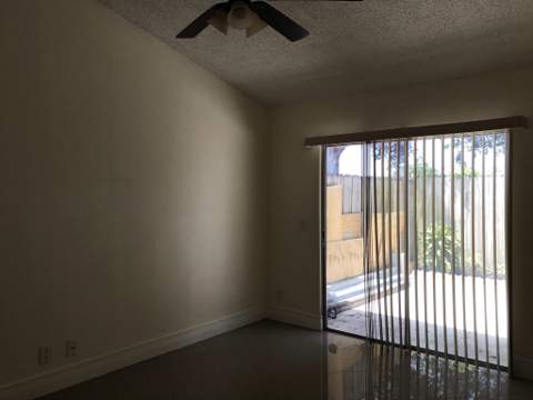 1534 Royal Forest Court, West Palm Beach FL - photo 11 of 25