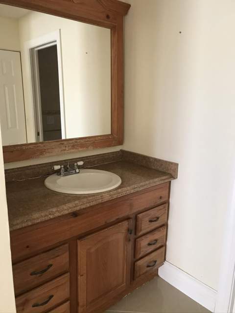 1534 Royal Forest Court, West Palm Beach FL - photo 13 of 25