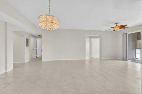 7775 Southampton Terrace #307, Tamarac FL - photo 17 of 76