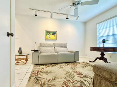 10975 Dolphin Palm Court #B, Boynton Beach FL - photo 22 of 53