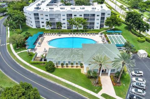 7775 Southampton Terrace #307, Tamarac FL - photo 16 of 44