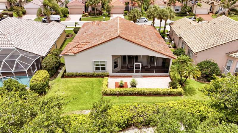 3 bedroom Single Family Residence at 108 NW Lawton Road, Cascades at St. Lucie West, Port St. Lucie — photo 3