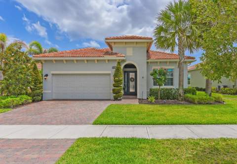 8653 SW Carrara Way, Port St. Lucie FL - photo 7 of 65