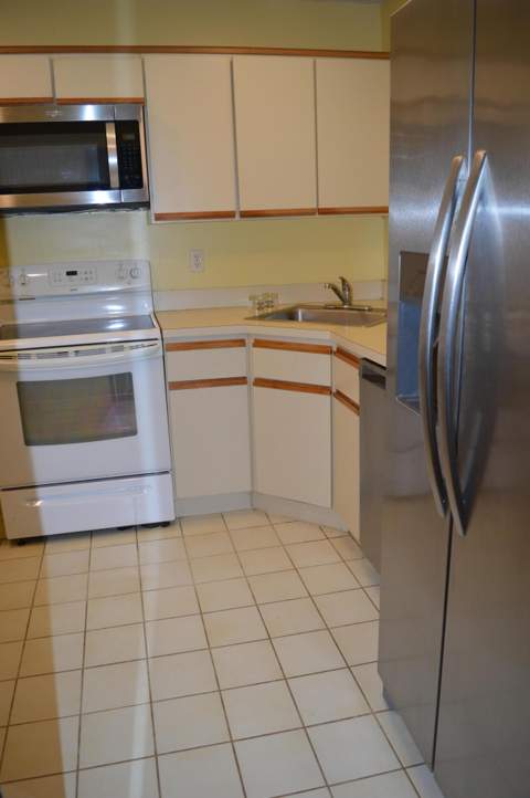 3511 Cocoplum Circle, Coconut Creek FL - photo 8 of 30