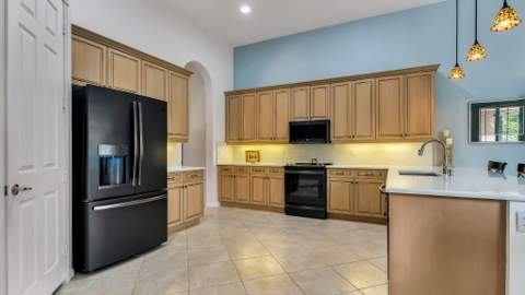 11012 Vía Sorrento, Boynton Beach FL - photo 13 of 44