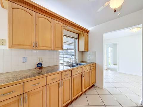 8504 NW 14th Street, Plantation FL - photo 21 of 73