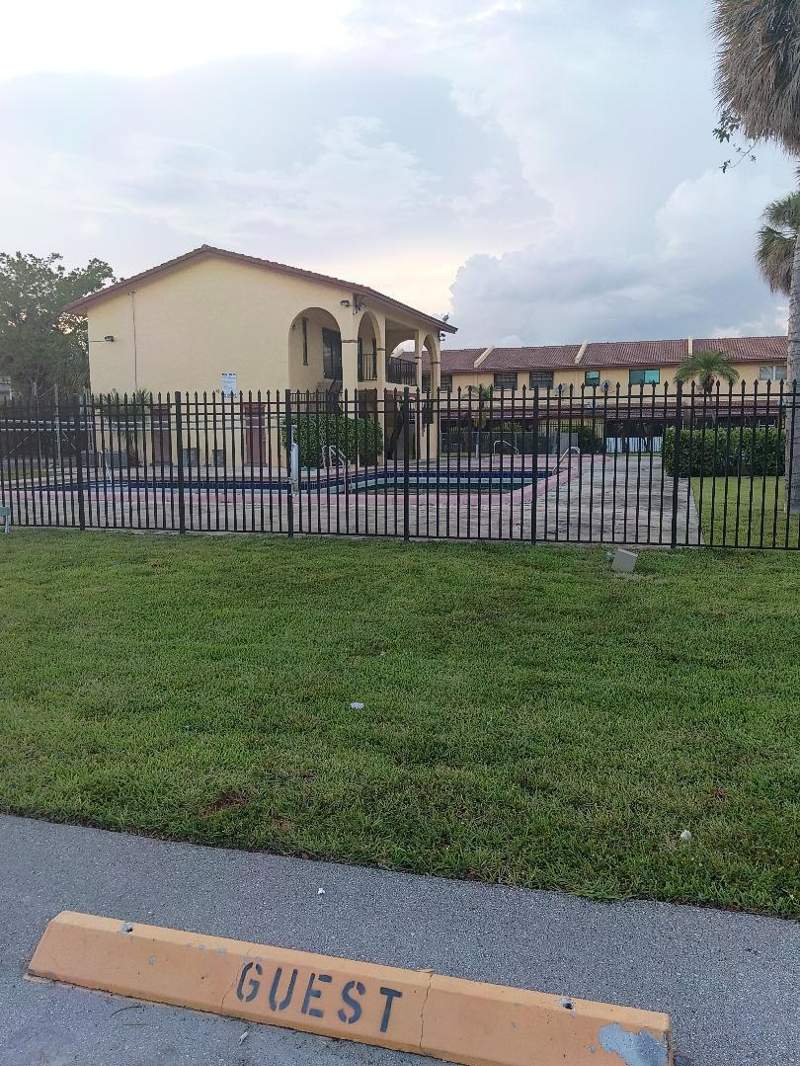 3 bedroom Condominium at 2768 NW 47th Lane #2803, Colonies Two Condo, Lauderdale Lakes — photo 5