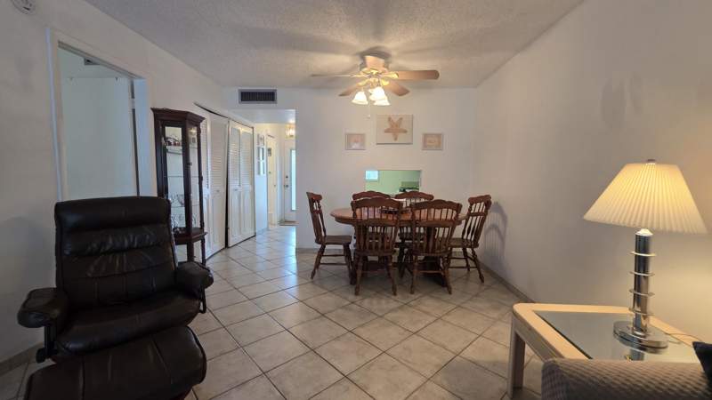 1 bedroom Condominium at 2900 NW 46th Avenue #213, Lauderdale Oaks Condo Xvi, Lauderdale Lakes — photo 2